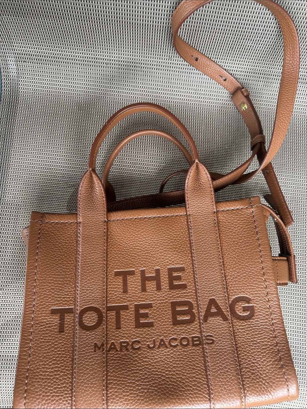 Marc Jacobs The Tote Bag in Cognac Brown Leather Messenger